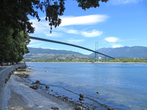 Lions Gate Bridge in Vancouver